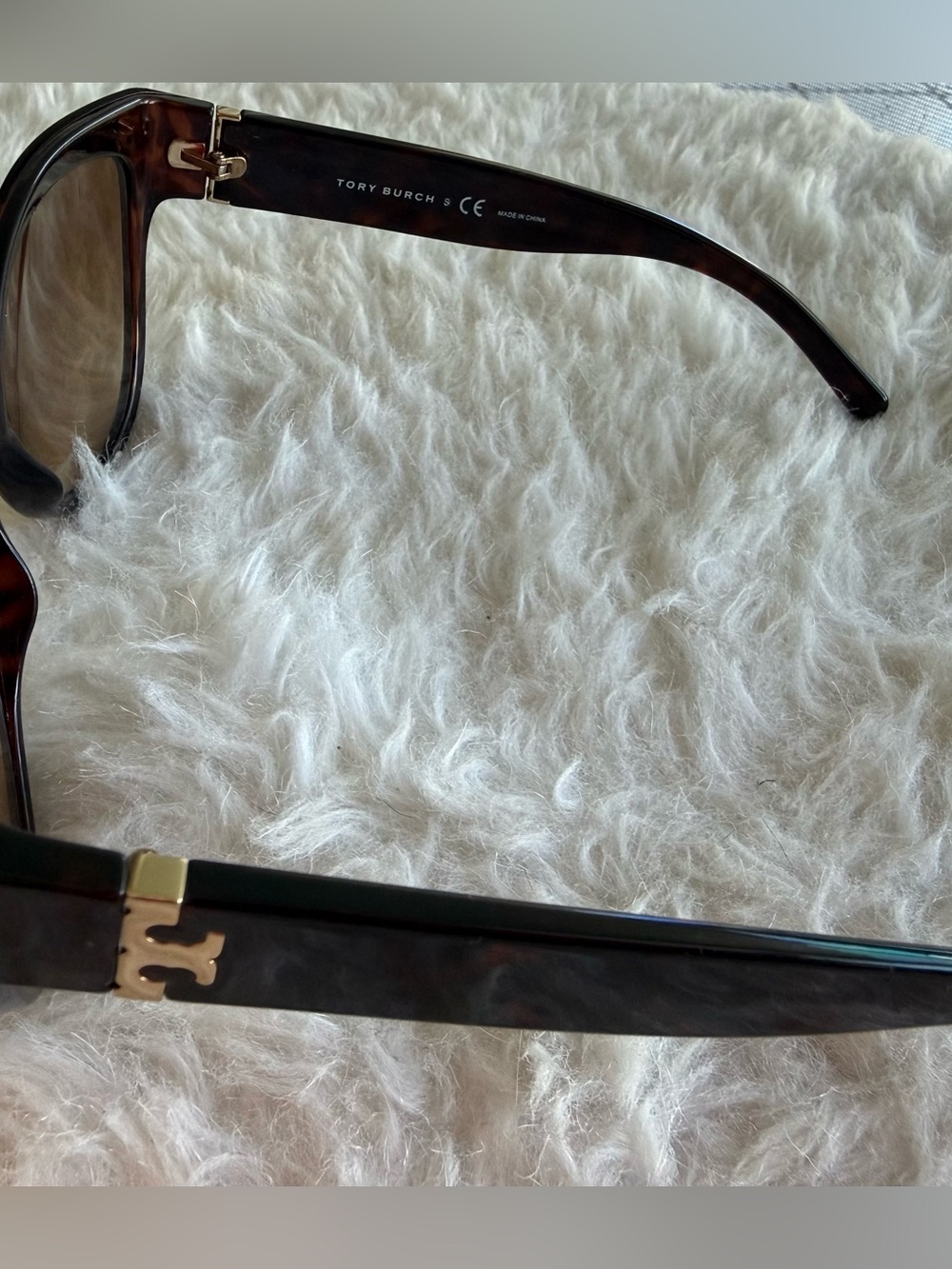 Tory Burch Sunglasses - Picture 5 of 8